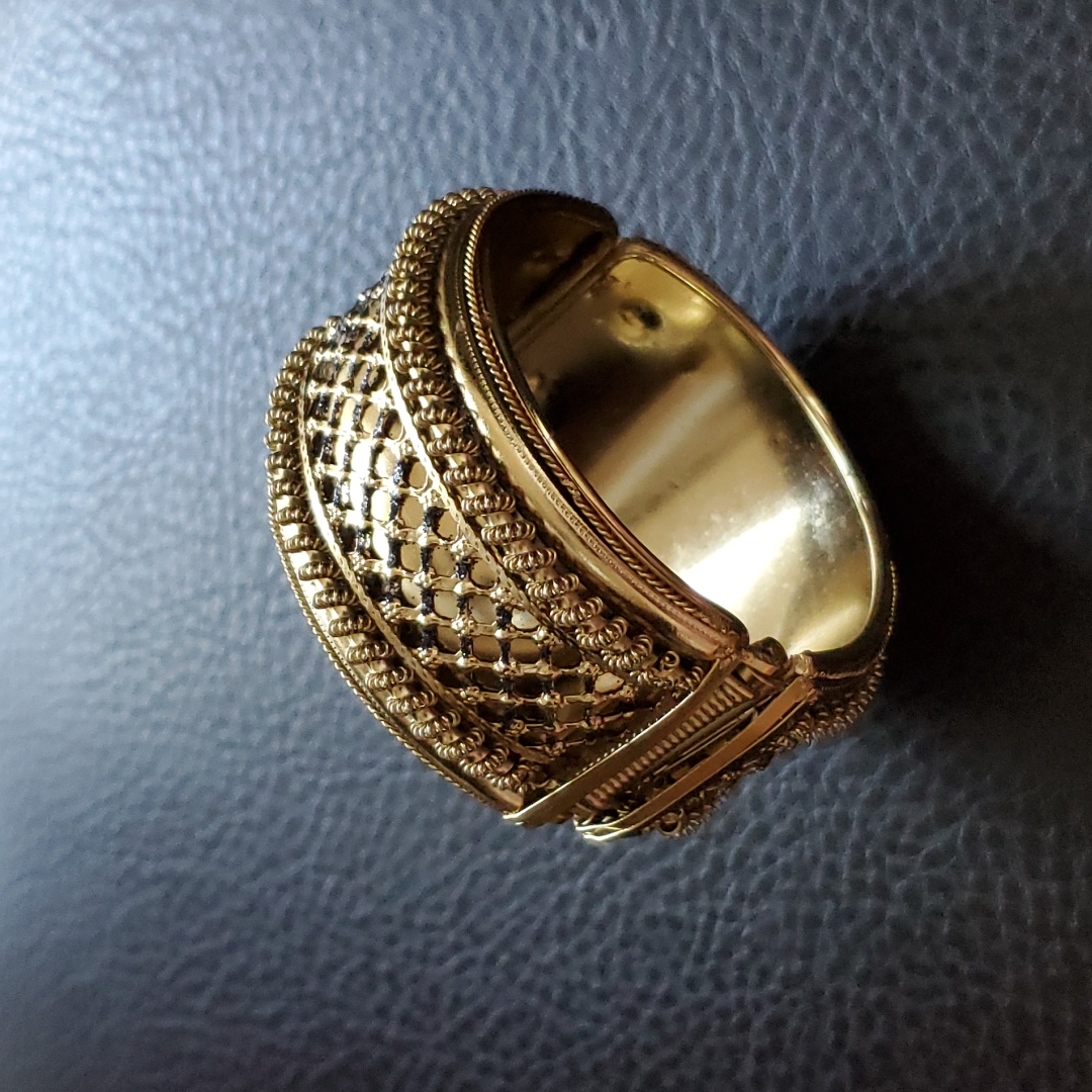 Vtg Bracelet
